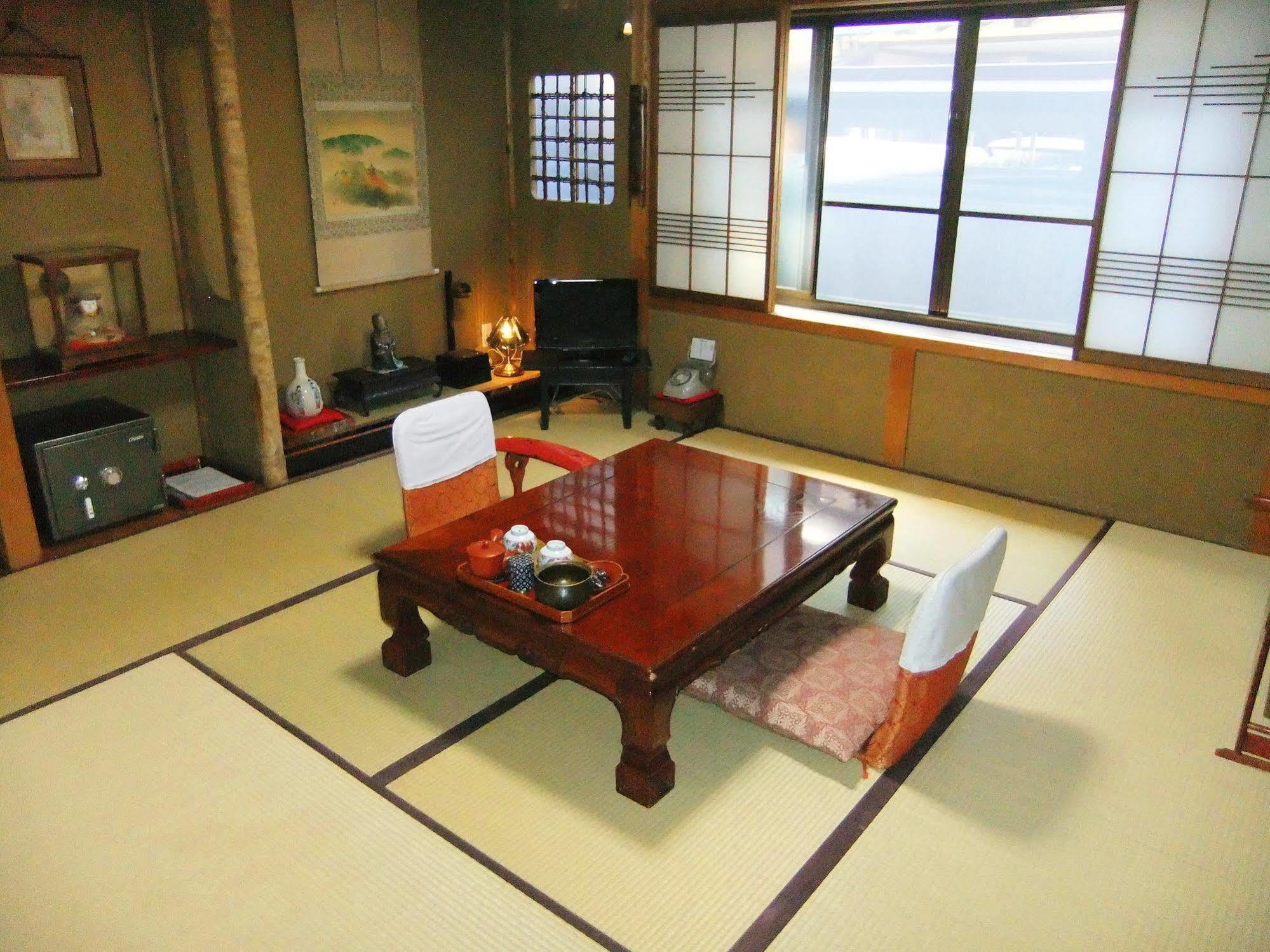 Sumiyoshi Ryokan Takayama  Eksteriør billede