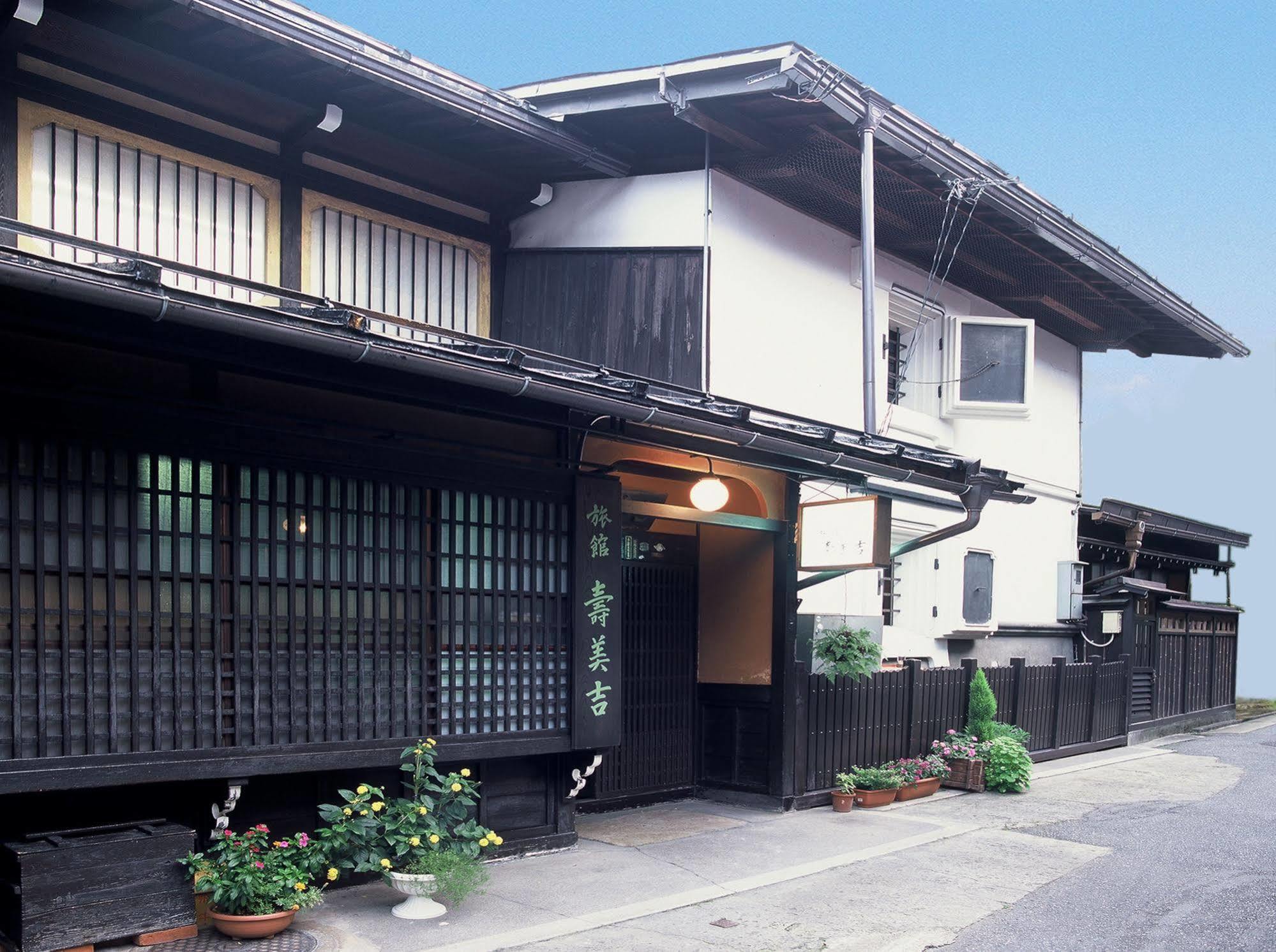 Sumiyoshi Ryokan Takayama  Eksteriør billede